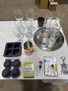 lot 1606 image: Assorted Barware Collection