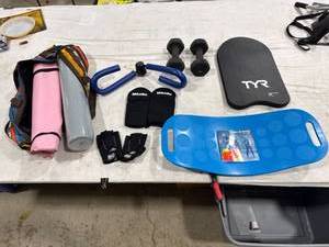 lot 1617 image: Fitness Equipment Lot