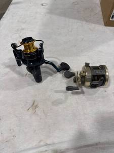 lot 1636 image: Two Fishing Reels