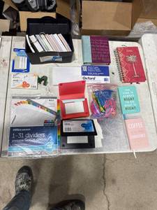 lot 1639 image: Assorted Office Supplies Lot