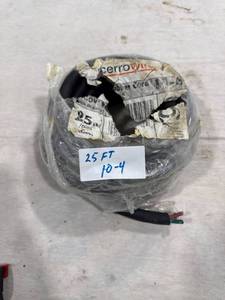 lot 1649 image: 25 FT 10-4 Rubber Cord