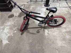 lot 1672 image: BMX Bicycle with Pump