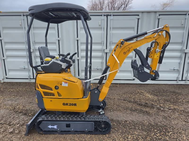 lot 1221 image: 2026 CFG Mini Excavator (QK20R)