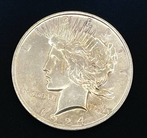lot 21 image: 1924 Peace Dollar