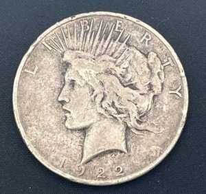 lot 27 image: 1922 Peace Dollar