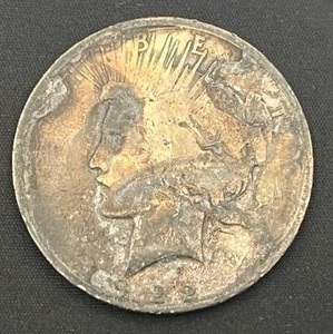 lot 99 image: 1922-D Peace Dollar