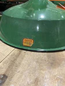 lot 15ET image: Ivanhoe Lampshade (599822)