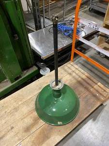 lot 16ET image: Ivanhoe Lampshade (599823)