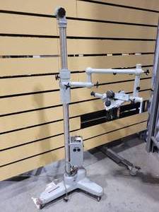 lot 26SK image: Zeiss Microscope Stand (600273) With Power Supply