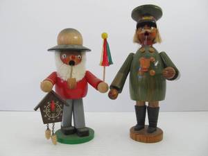 lot 18 image: Vintage Wood German Smoker Doll Lot #2