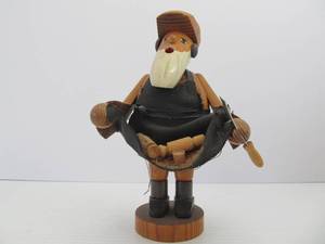 lot 19 image: Vintage Wood German Smoker Doll Lot #3