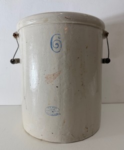 lot 2 image: Very Nice Condition RED WING Stoneware 6 Gallon Crock