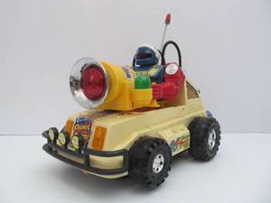 lot 96 image: Very Cool Vintage 1985 Cosmic Patrol Car