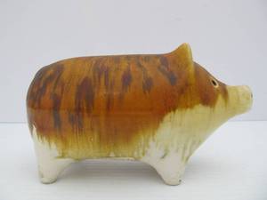 lot 100 image: Excellent Vintage BENNINGTON Ceramic Pig Bank