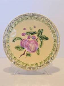lot 111 image: Antique Majolica Apple Plate