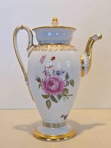lot 115 image: Antique Signed MEISSEN Porcelain Coffee Pot&nbsp