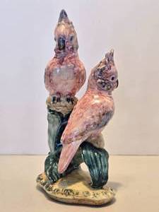 lot 119 image: Large Size Old Vintage STANGL Art Pottery Cockatoo Bird Figurine
