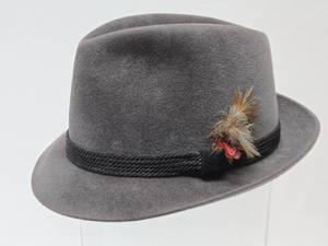lot 157 image: Great Collection of Vintage etc Mens Hats #7