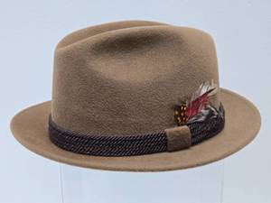 lot 163 image: Great Collection of Vintage etc Mens Hats #13