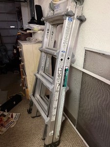 lot 139 image: Nice Condition All-In-One PRO ADVANTAGE Folding Ladder System