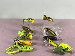 lot 213 image: Lot of 10 Collectible Fishing Lures - see description for more info