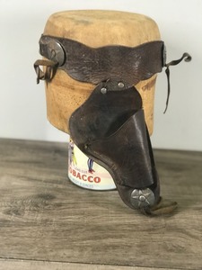 lot 285 image: Vintage leather Gun Holster Star Buttons and Bull  Cowboy & Horse Engraved on Leather  - Holster only