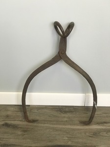 lot 309 image: Vintage Ice Block Tongs