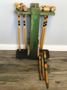 lot 325 image: Vintage Croquet Set - Looks like the Balls are missing and some other components