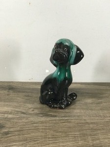 lot 361 image: Vintage Drip Glaze Blue Mountain Pottery Dog Figurine