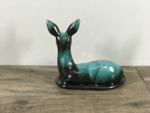 lot 419 image: Vintage Drip Glaze Blue Mountain Pottery Deer Figurine