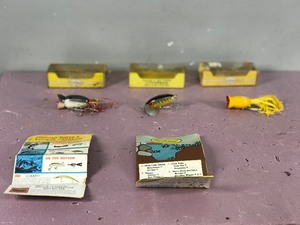 lot 434 image: 3 - Fred Arbogast Fishing Lures in Boxes - 1 Jitterbug and 2 Hula Poppers