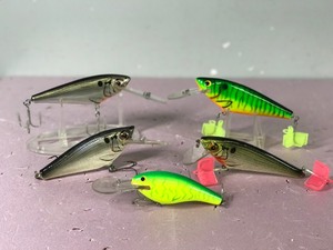 lot 445 image: Lot of 5 Large Bagley Fishing Lures