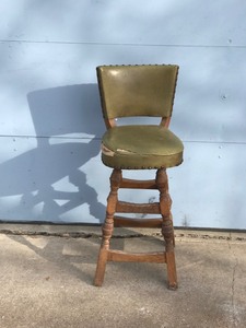 lot 16 image: Vintage Wooden Upholstery Swivel Bar Stool