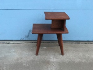 lot 4 image: Vintage 2 Tier Solid Wood End Table
