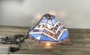 lot 199 image: Vintage Stained Glass Hanging Lamp