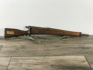 lot 196 image: Vintage Replica M-30B Toy Training Rifle made by Parris