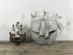 lot 182 image: 2 - Vintage Metal Sail Ships