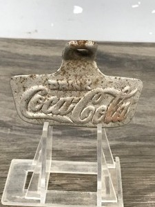 lot 170 image: Vintage Starr X Coca Cola Bottle Opener