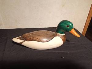 lot 120 image: Hand carved and painted wooden duck by WBF II
