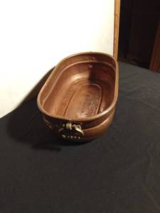 lot 124 image: Vintage copper planter with brass handles