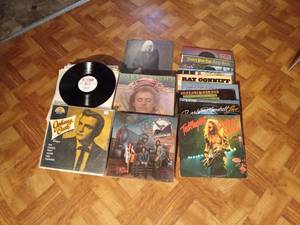 lot 145 image: Lot of vinyl albums including Johnny cash sealed and 3 dog night with its plastic still on