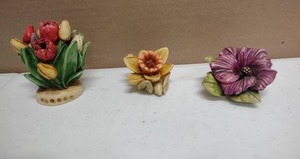 lot 328 image: Harmony Kingdom Lord Byrons Harmony Garden Collection