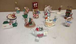 lot 344 image: Christmas Ornaments MICE