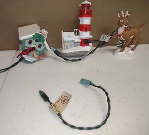 lot 360 image: Christmas Ornaments ELECTRIC LIGHT UP