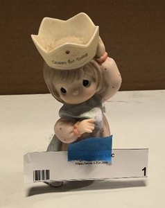 lot 1 image: Precious Moments Mom Youre A Royal Gem Item#588083