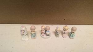 lot 316 image: Precious Moments Figurine Vintage minature wedding party figurines cast metal and matte finish