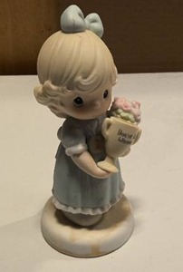 lot 17 image: Precious Moments Youre My Number One Friend item#530026