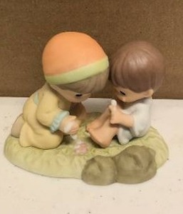 lot 66 image: Precious Moments The good Samaritan Item#649988