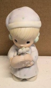 lot 76 image: Precious Moments Time to wish you a Merry Christmas item#1155339