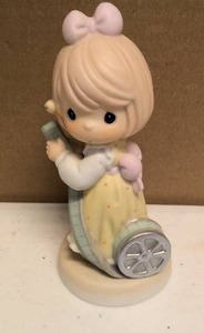 lot 93 image: Precious Moments You Oughta Be in Pictures item#490327